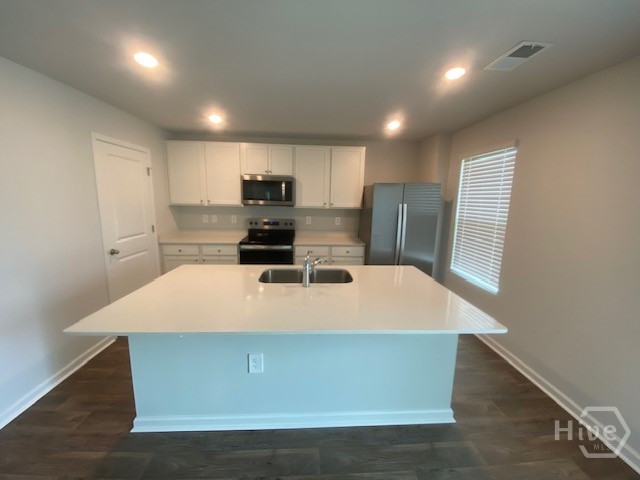411 Seabreeze Drive