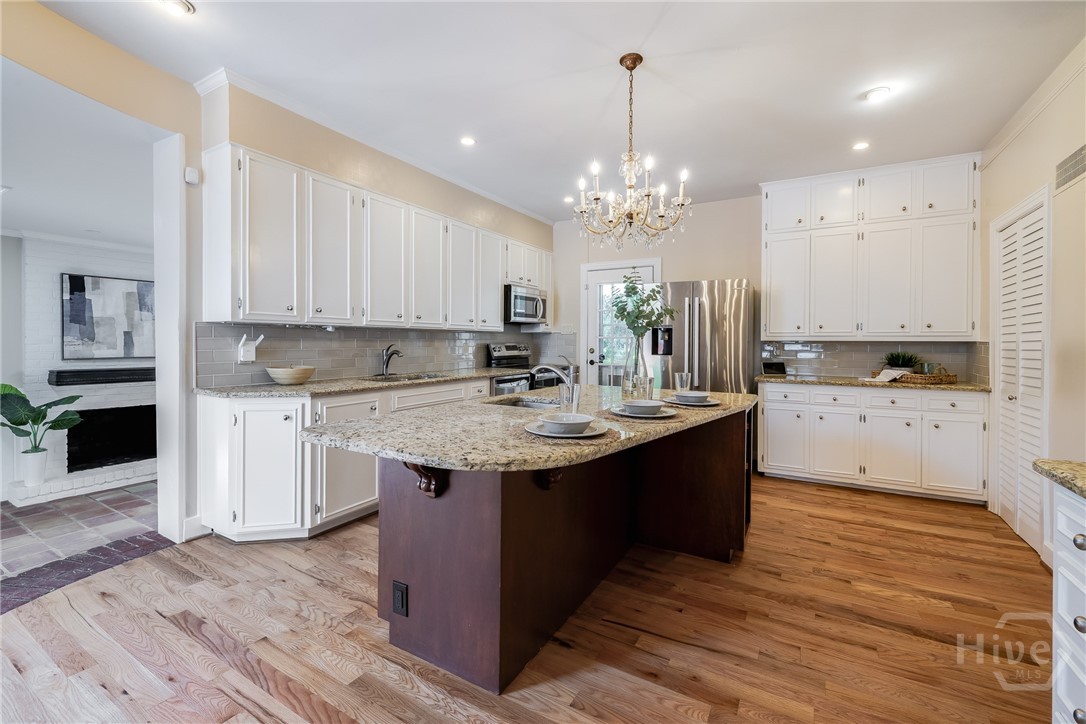 606 E 54th Street