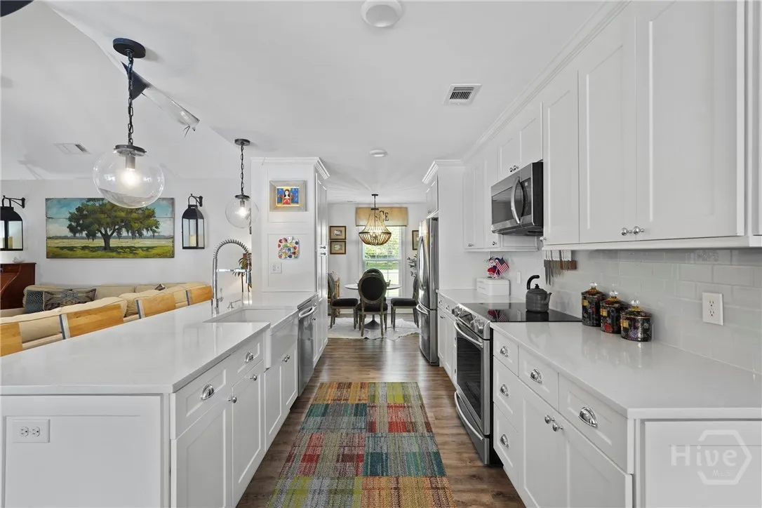 Savannah, Georgia 31406, United States, 4 Bedrooms Bedrooms, ,4 BathroomsBathrooms,Residential,Active,163744