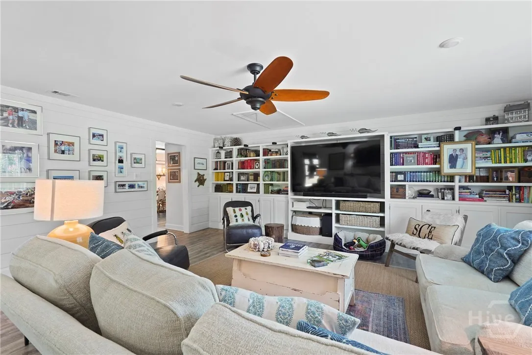 Savannah, Georgia 31406, United States, 4 Bedrooms Bedrooms, ,4 BathroomsBathrooms,Residential,Active,163744