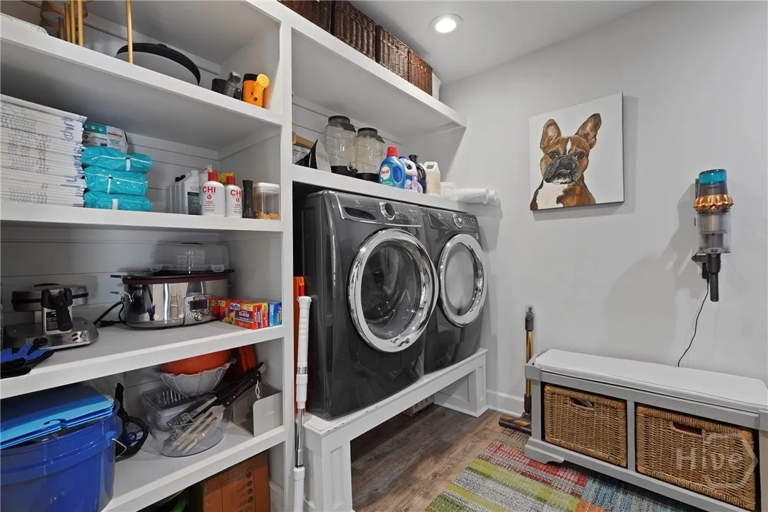 Savannah, Georgia 31406, United States, 4 Bedrooms Bedrooms, ,4 BathroomsBathrooms,Residential,Active,163744