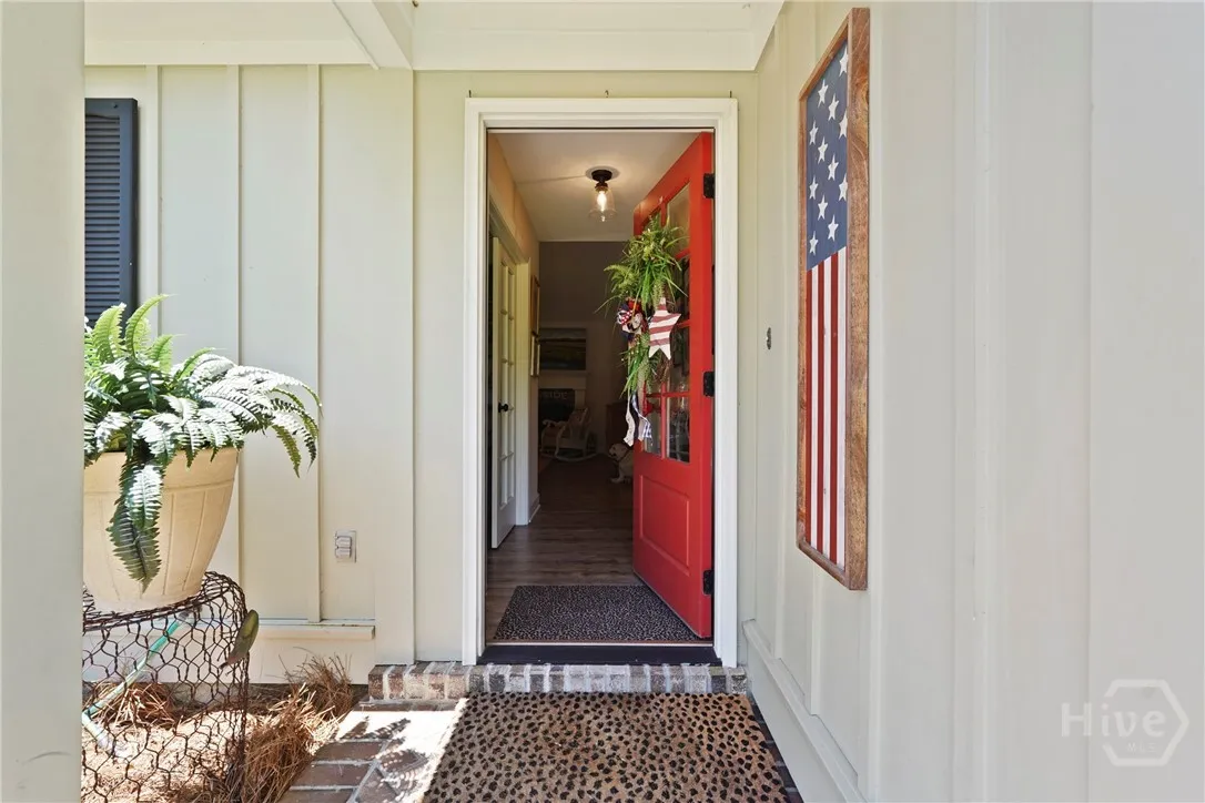 Savannah, Georgia 31406, United States, 4 Bedrooms Bedrooms, ,4 BathroomsBathrooms,Residential,Active,163744