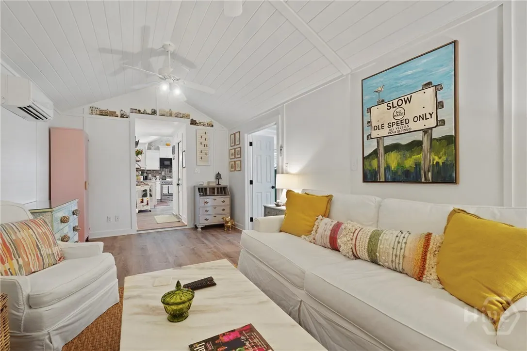 Savannah, Georgia 31406, United States, 4 Bedrooms Bedrooms, ,4 BathroomsBathrooms,Residential,Active,163744