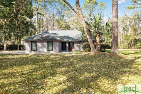 16 Old Martin Lane, Richmond Hill, GA 31324 - #: 325406