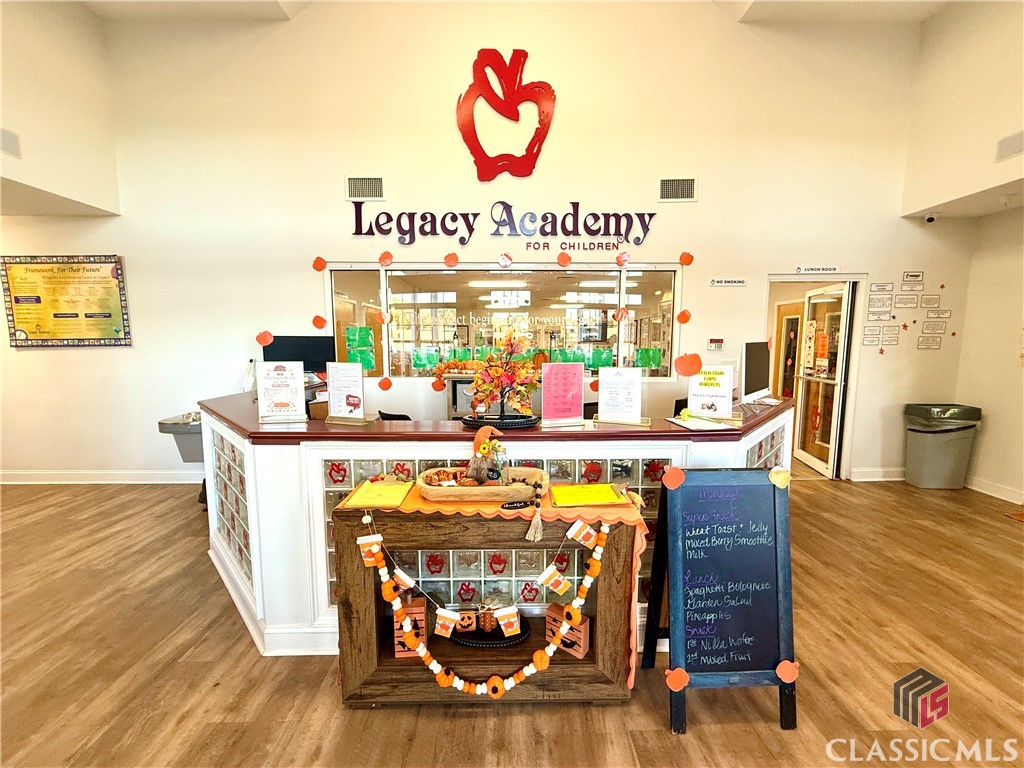 3515 Sugarloaf Parkway