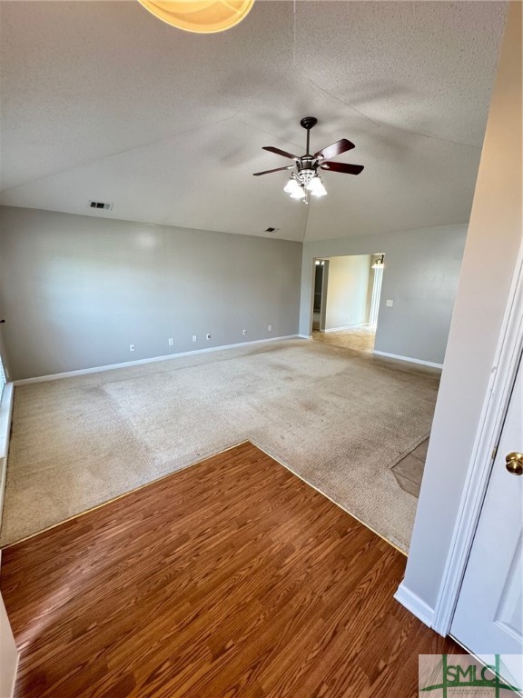 115 Nandina Way