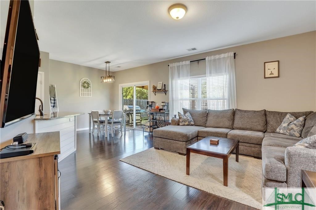 70 Evergreen Oak Drive