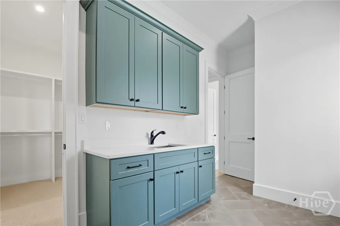 Savannah, Georgia 31411, United States, 5 Bedrooms Bedrooms, ,5 BathroomsBathrooms,Residential,Active,225543