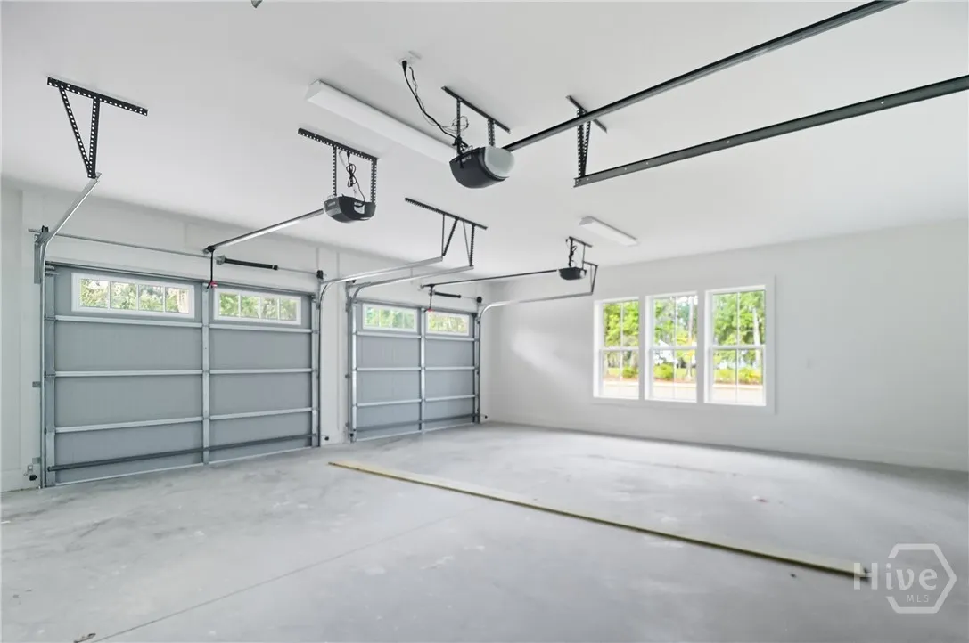 Savannah, Georgia 31411, United States, 5 Bedrooms Bedrooms, ,5 BathroomsBathrooms,Residential,Active,225543