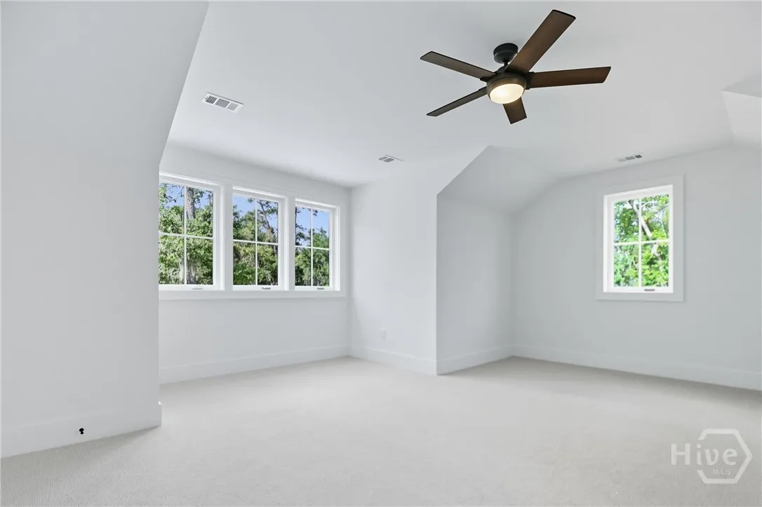 Savannah, Georgia 31411, United States, 5 Bedrooms Bedrooms, ,5 BathroomsBathrooms,Residential,Active,91924