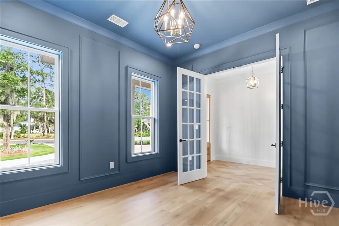 Savannah, Georgia 31411, United States, 5 Bedrooms Bedrooms, ,5 BathroomsBathrooms,Residential,Active,91924