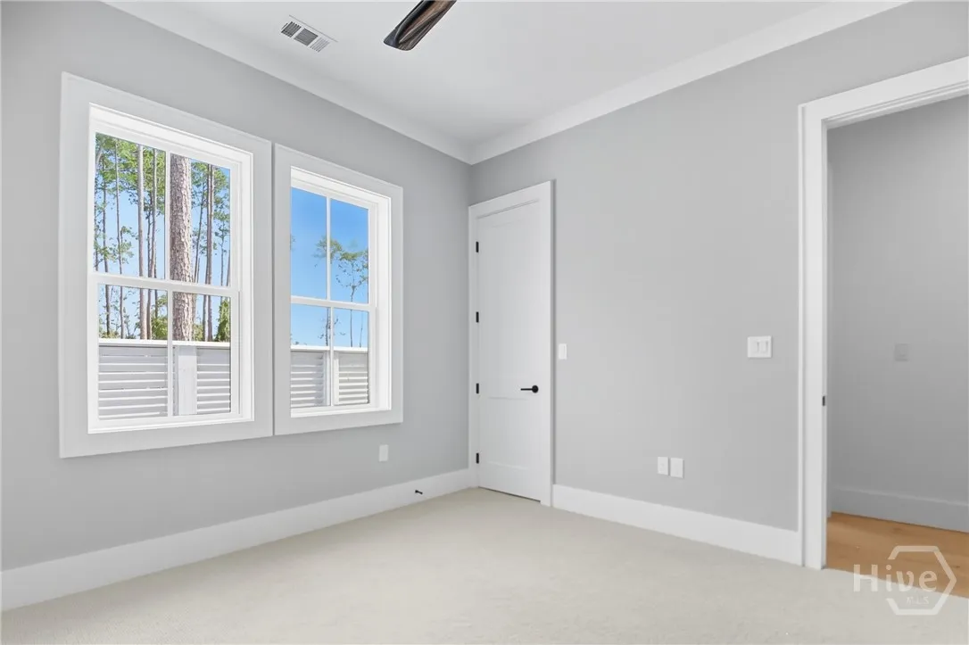 Savannah, Georgia 31411, United States, 5 Bedrooms Bedrooms, ,5 BathroomsBathrooms,Residential,Active,91924