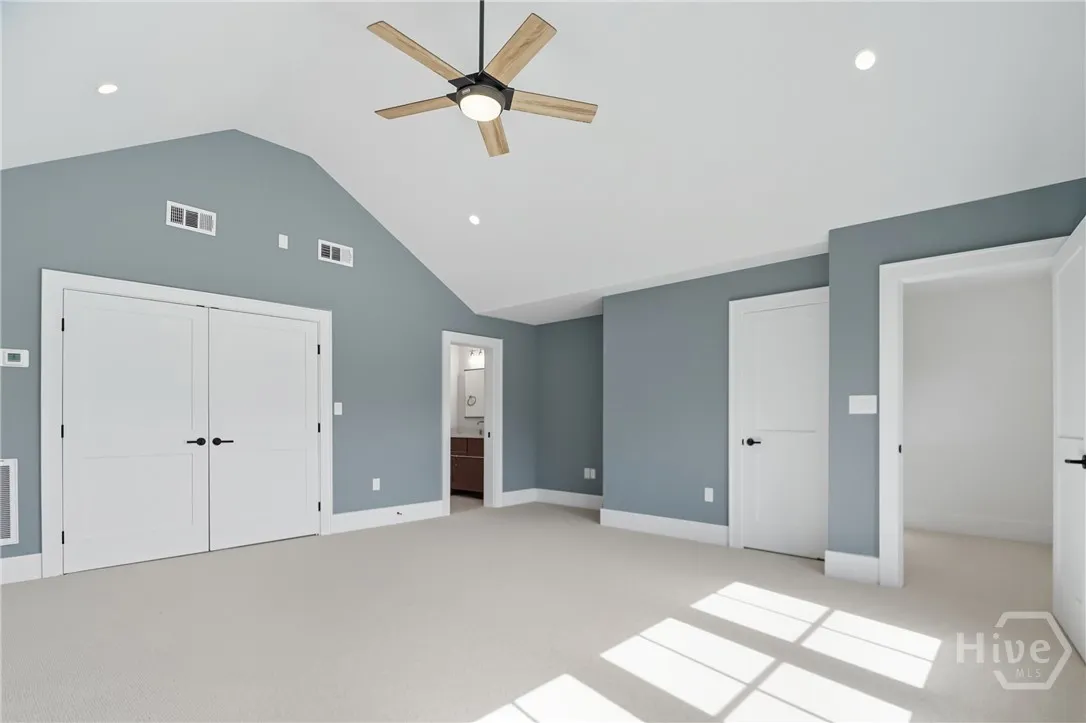 Savannah, Georgia 31411, United States, 5 Bedrooms Bedrooms, ,5 BathroomsBathrooms,Residential,Active,91924