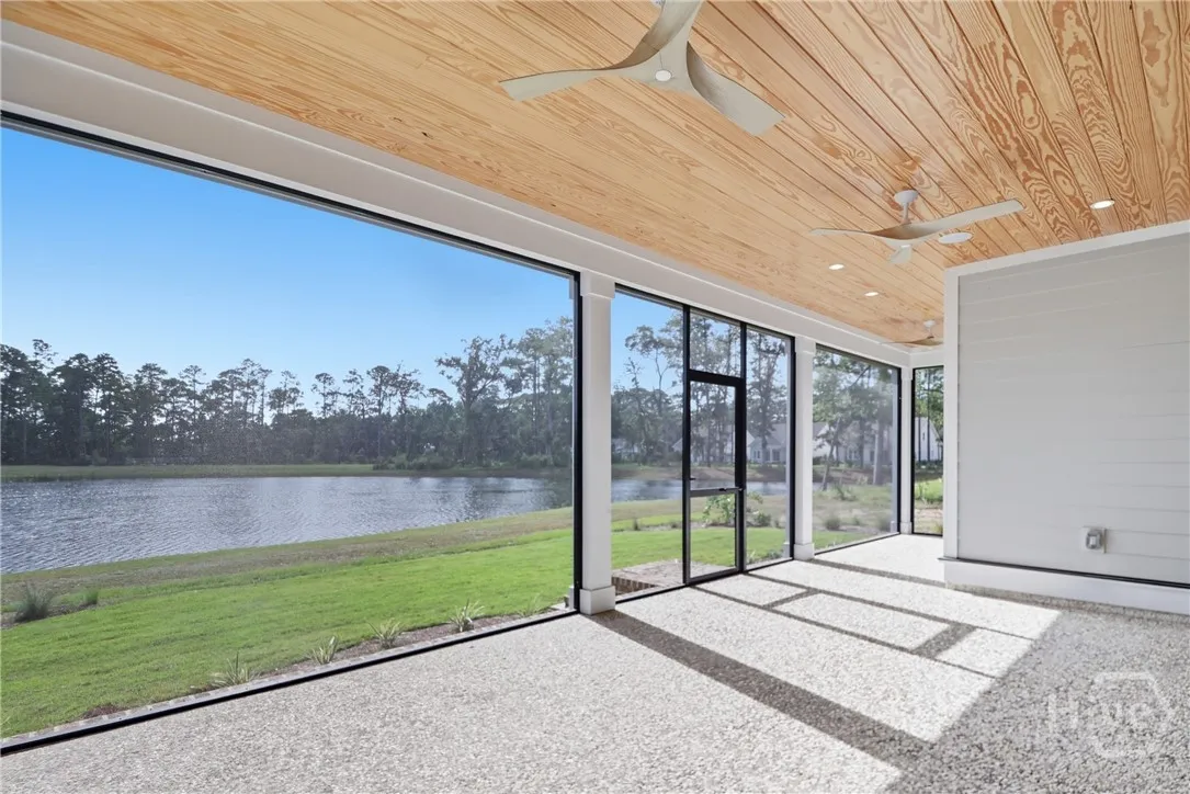 Savannah, Georgia 31411, United States, 5 Bedrooms Bedrooms, ,5 BathroomsBathrooms,Residential,Active,91924