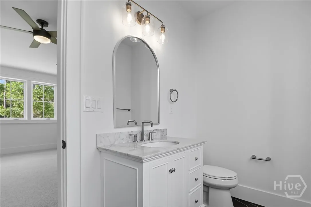 Savannah, Georgia 31411, United States, 5 Bedrooms Bedrooms, ,5 BathroomsBathrooms,Residential,Active,91924