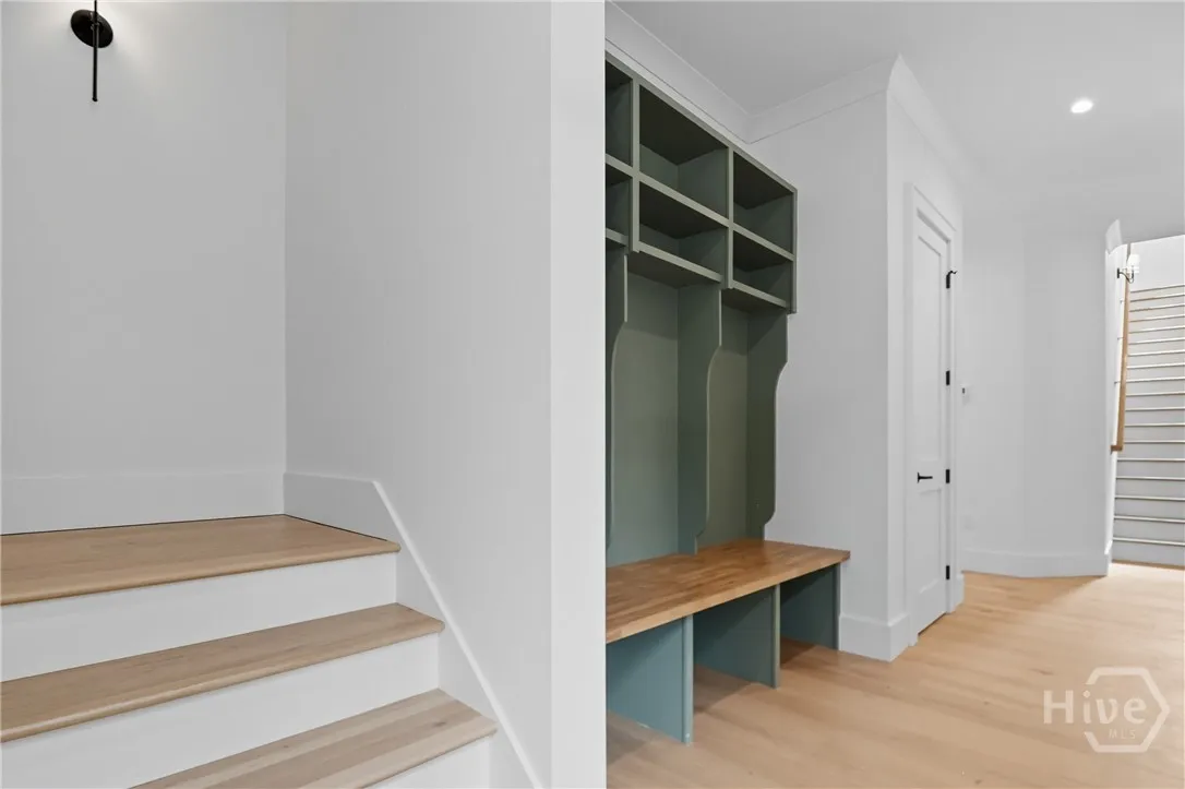 Savannah, Georgia 31411, United States, 5 Bedrooms Bedrooms, ,5 BathroomsBathrooms,Residential,Active,91924