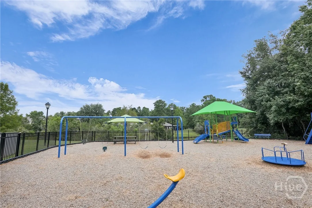 Savannah, Georgia 31419, United States, 4 Bedrooms Bedrooms, ,3 BathroomsBathrooms,Residential,Pending,215418