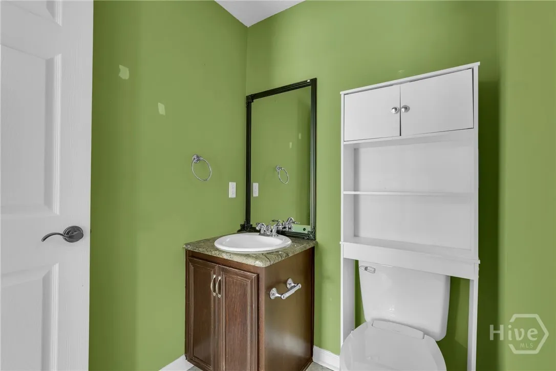 Savannah, Georgia 31419, United States, 4 Bedrooms Bedrooms, ,3 BathroomsBathrooms,Residential,Pending,215418