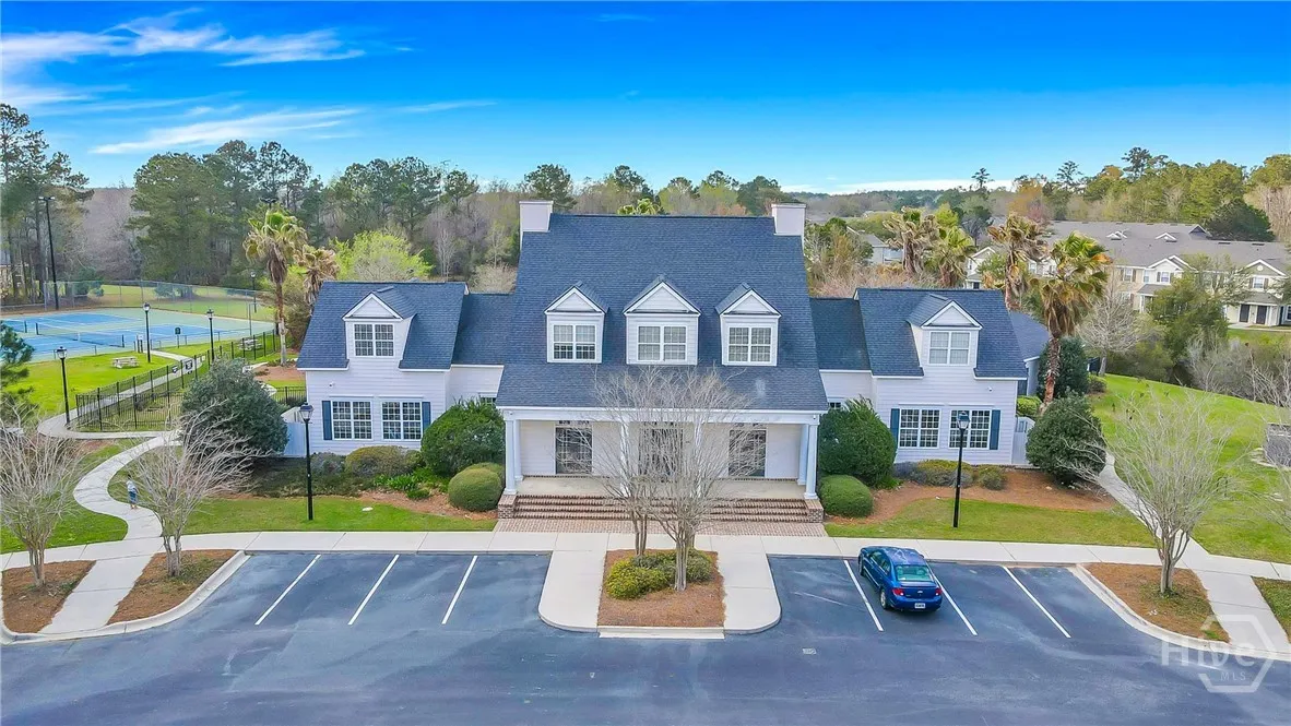 Savannah, Georgia 31419, United States, 4 Bedrooms Bedrooms, ,3 BathroomsBathrooms,Residential,Pending,215418