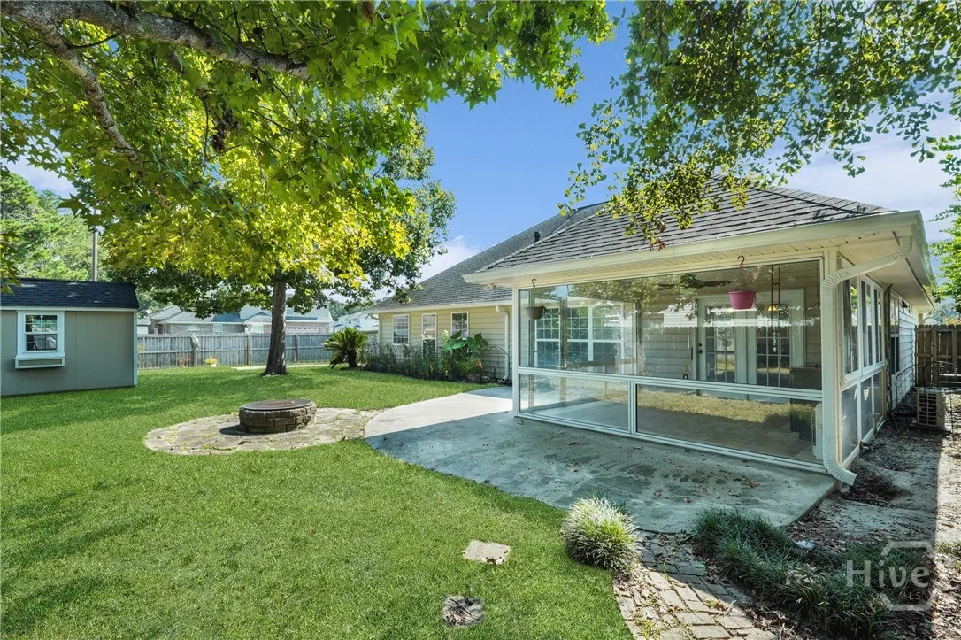 Savannah, Georgia 31419, United States, 4 Bedrooms Bedrooms, ,3 BathroomsBathrooms,Residential,Pending,215418