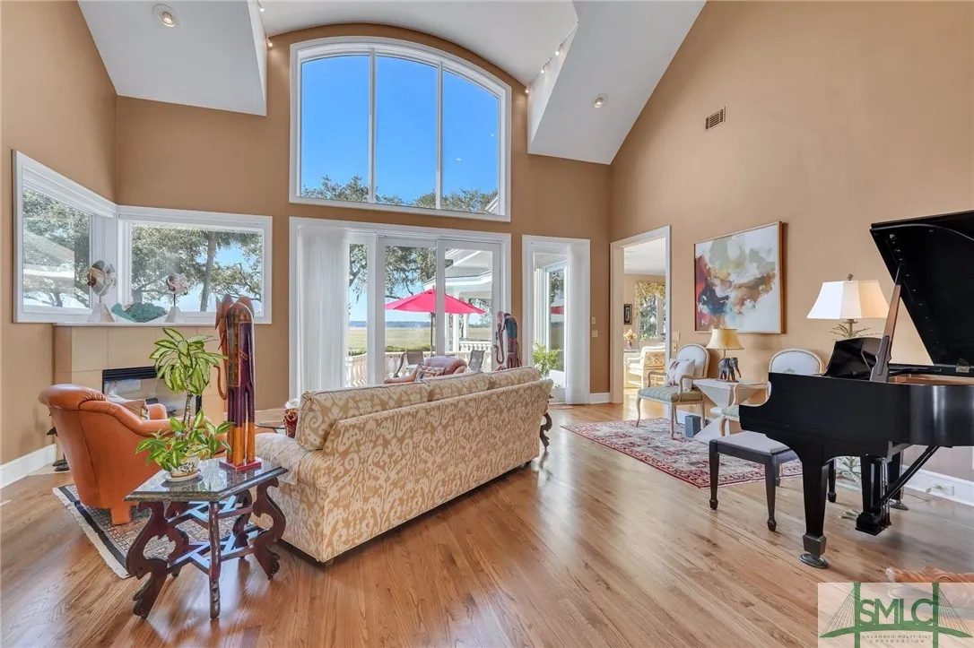 Savannah, Georgia 31411, United States, 4 Bedrooms Bedrooms, ,5 BathroomsBathrooms,Residential,Active,4870