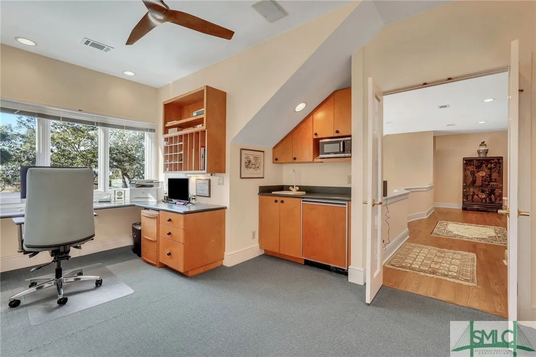 Savannah, Georgia 31411, United States, 4 Bedrooms Bedrooms, ,5 BathroomsBathrooms,Residential,Active,4870