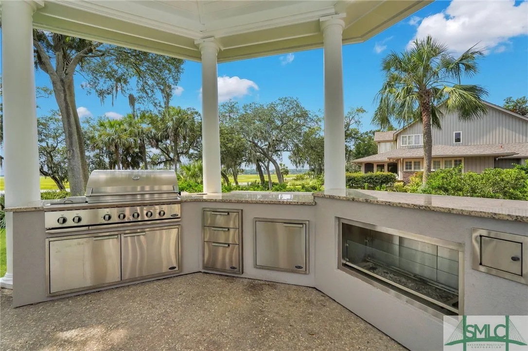 Savannah, Georgia 31411, United States, 4 Bedrooms Bedrooms, ,5 BathroomsBathrooms,Residential,Active,4870