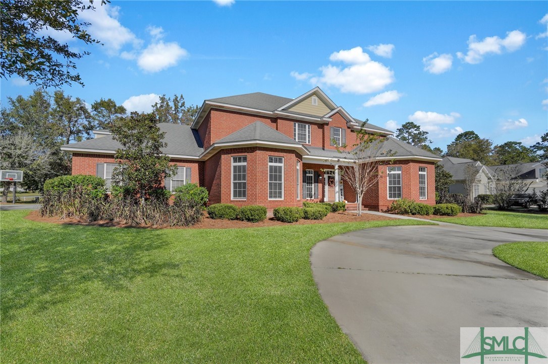 21 Crestwood Drive