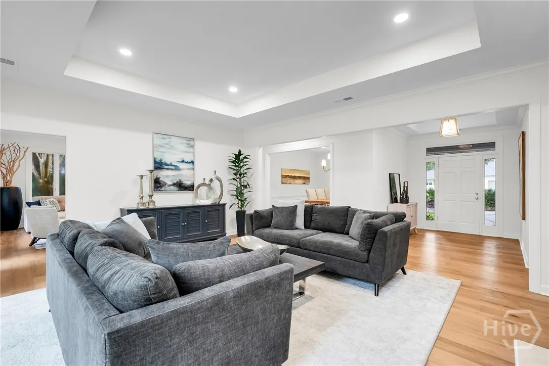 Savannah, Georgia 31411, United States, 4 Bedrooms Bedrooms, ,3 BathroomsBathrooms,Residential,Active,191296