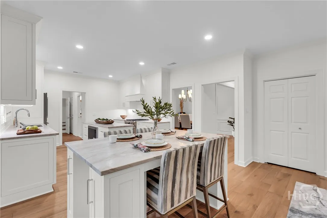 Savannah, Georgia 31411, United States, 4 Bedrooms Bedrooms, ,3 BathroomsBathrooms,Residential,Active,191296