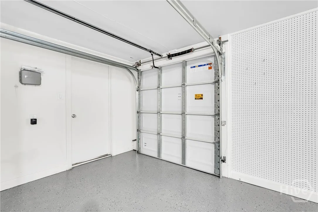 Savannah, Georgia 31411, United States, 4 Bedrooms Bedrooms, ,3 BathroomsBathrooms,Residential,Active,191296