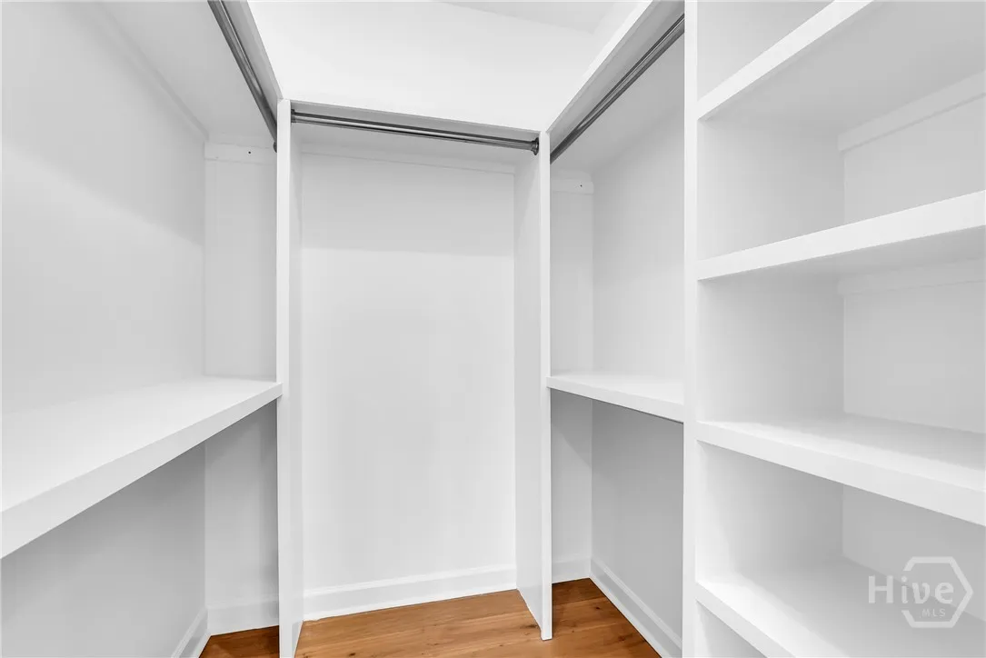 Savannah, Georgia 31411, United States, 4 Bedrooms Bedrooms, ,3 BathroomsBathrooms,Residential,Active,191296