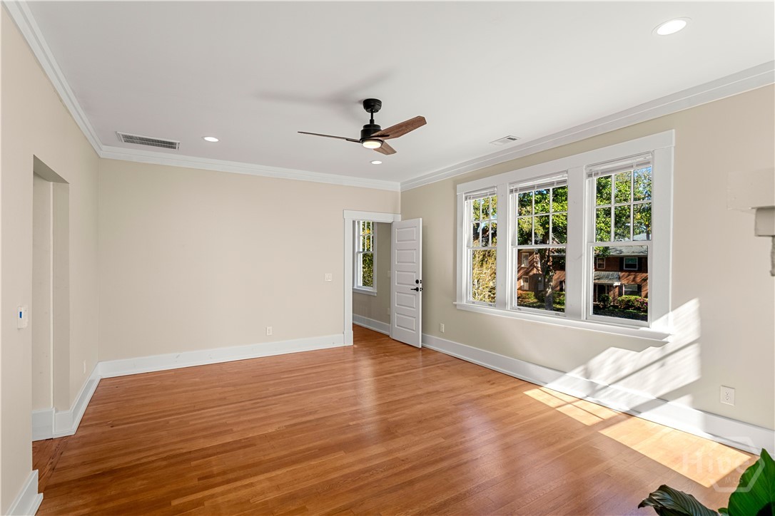 123 E 55th Street Lower