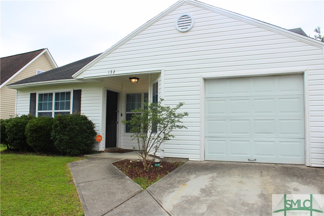 132 Bluelake Boulevard
