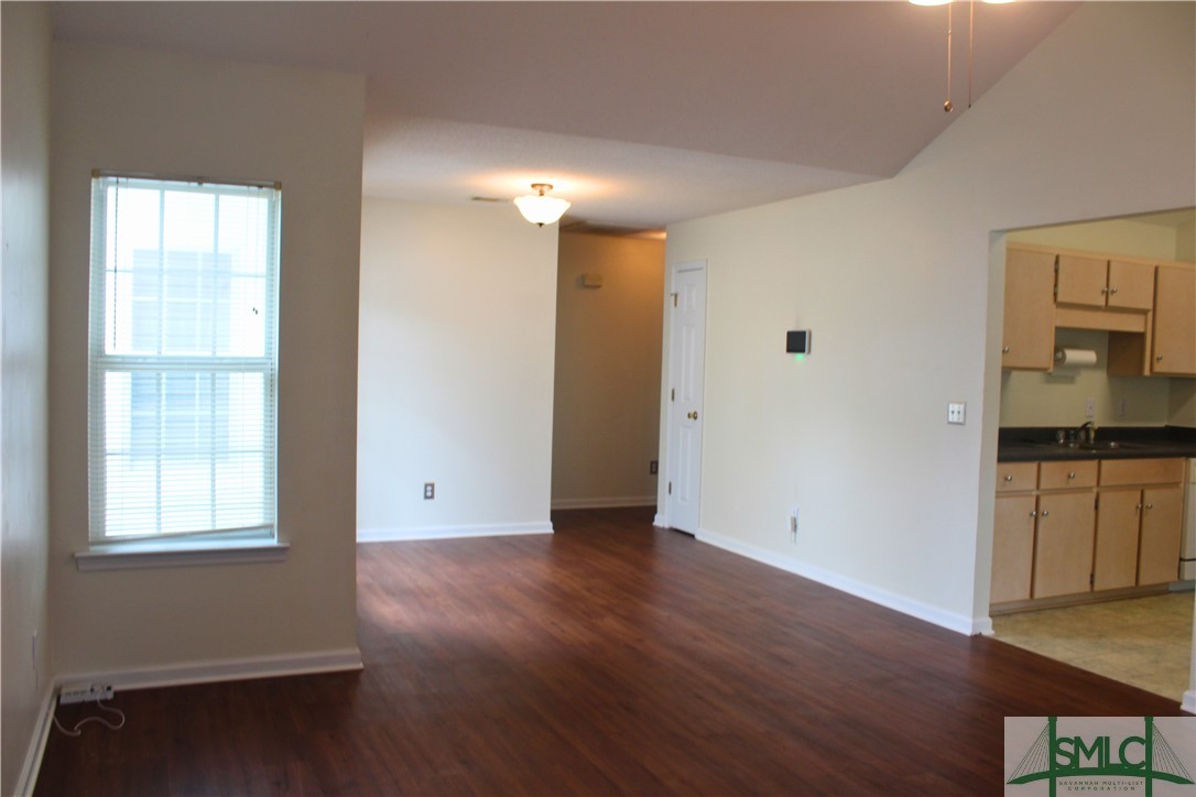 132 Bluelake Boulevard