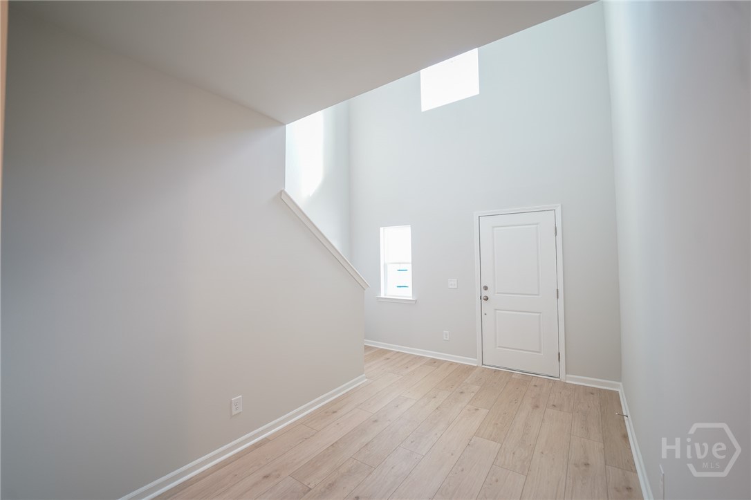 128 Amethyst Drive