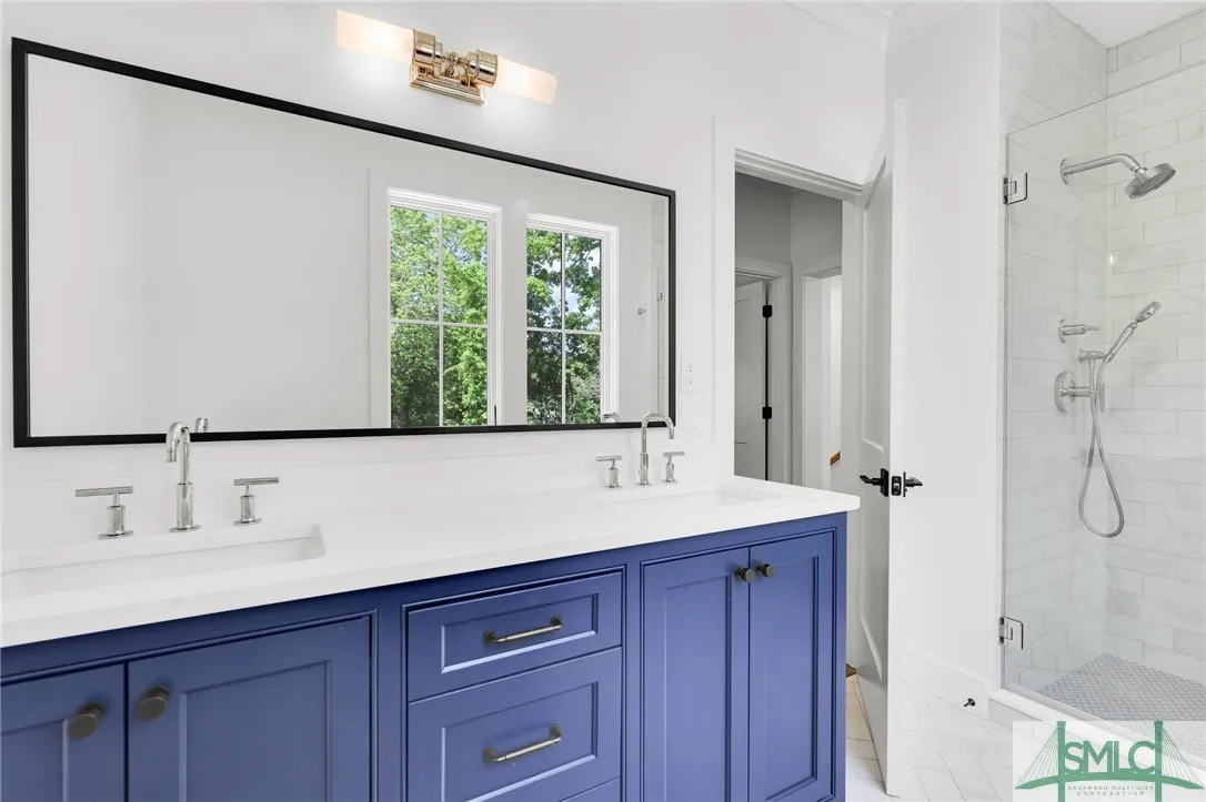 Savannah, Georgia 31411, United States, 4 Bedrooms Bedrooms, ,4 BathroomsBathrooms,Residential,Pending,120631