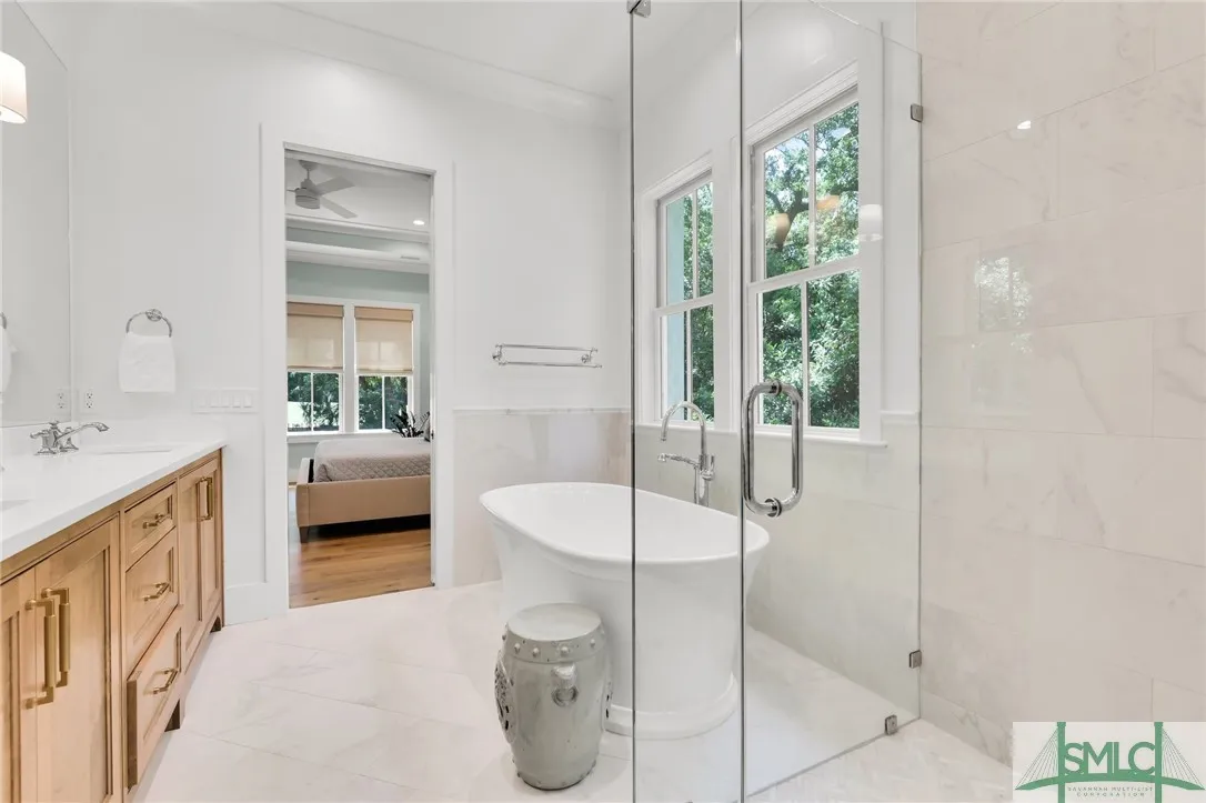 Savannah, Georgia 31411, United States, 4 Bedrooms Bedrooms, ,4 BathroomsBathrooms,Residential,Pending,120631