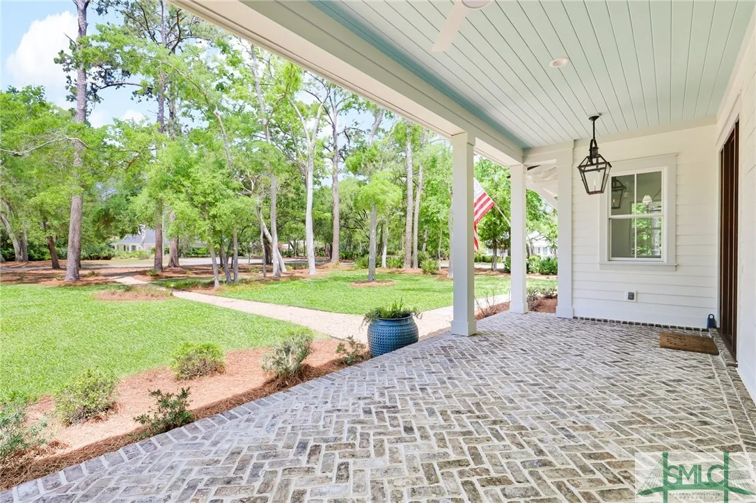 Savannah, Georgia 31411, United States, 4 Bedrooms Bedrooms, ,4 BathroomsBathrooms,Residential,Pending,120631