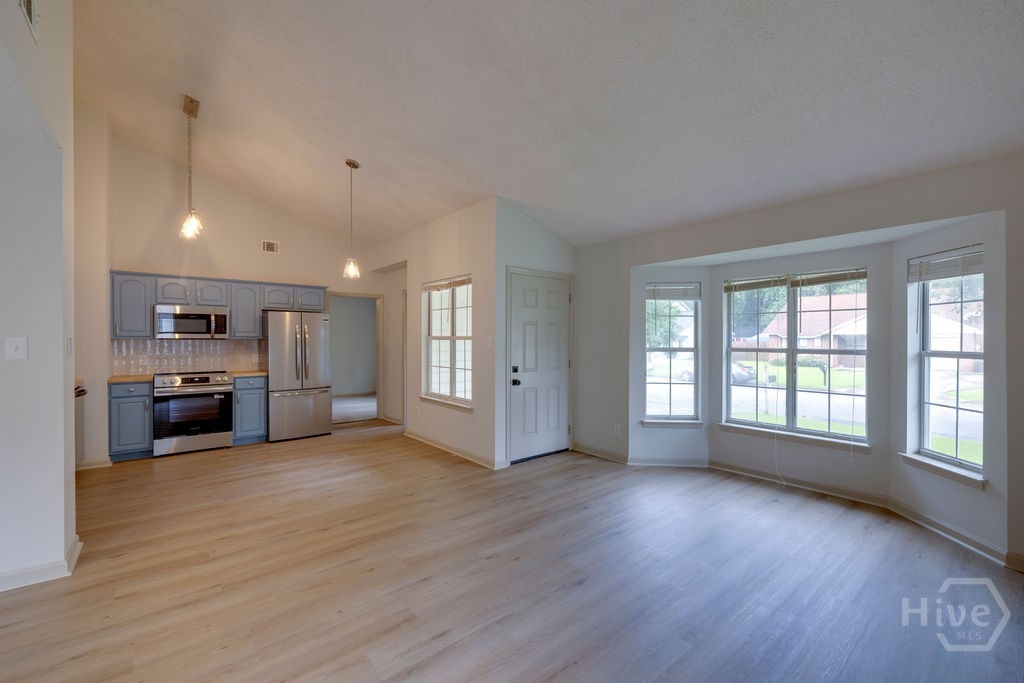 21 Daveitta Drive