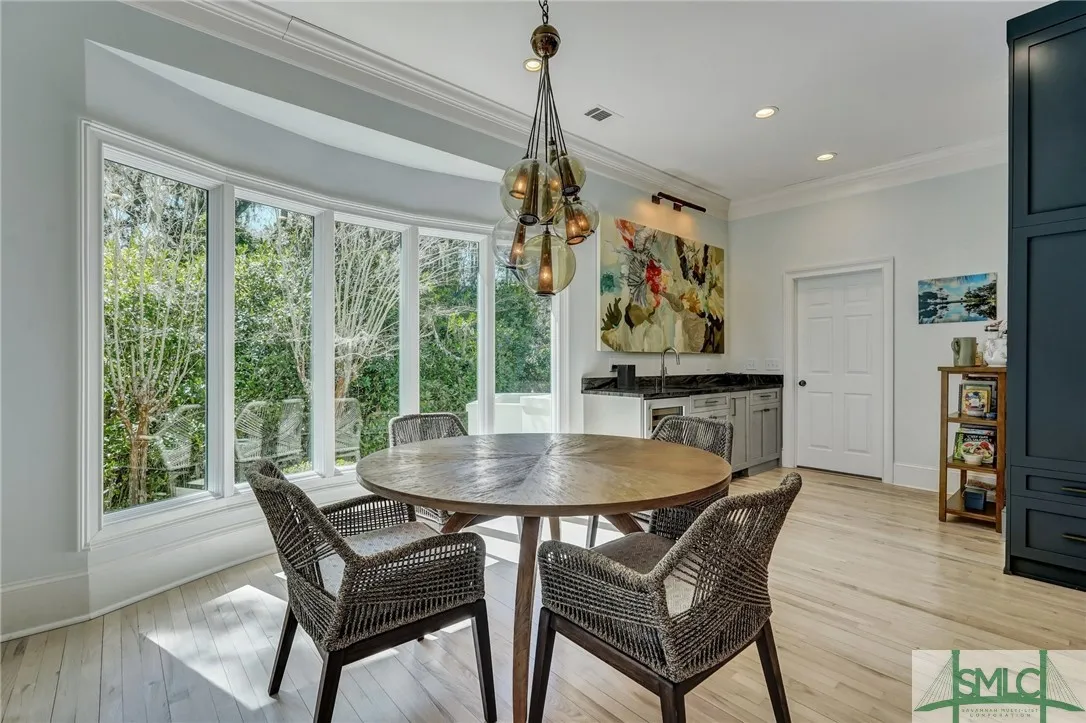 Savannah, Georgia 31411, United States, 4 Bedrooms Bedrooms, ,4 BathroomsBathrooms,Residential,Active,82402