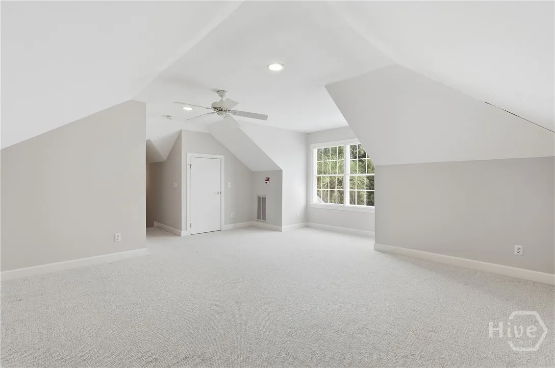 Savannah, Georgia 31411, United States, 3 Bedrooms Bedrooms, ,4 BathroomsBathrooms,Residential,Active,232574