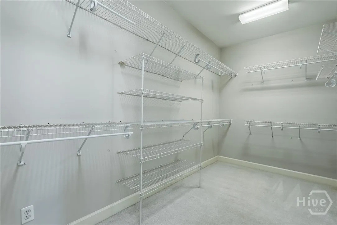 Savannah, Georgia 31411, United States, 3 Bedrooms Bedrooms, ,4 BathroomsBathrooms,Residential,Active,232574