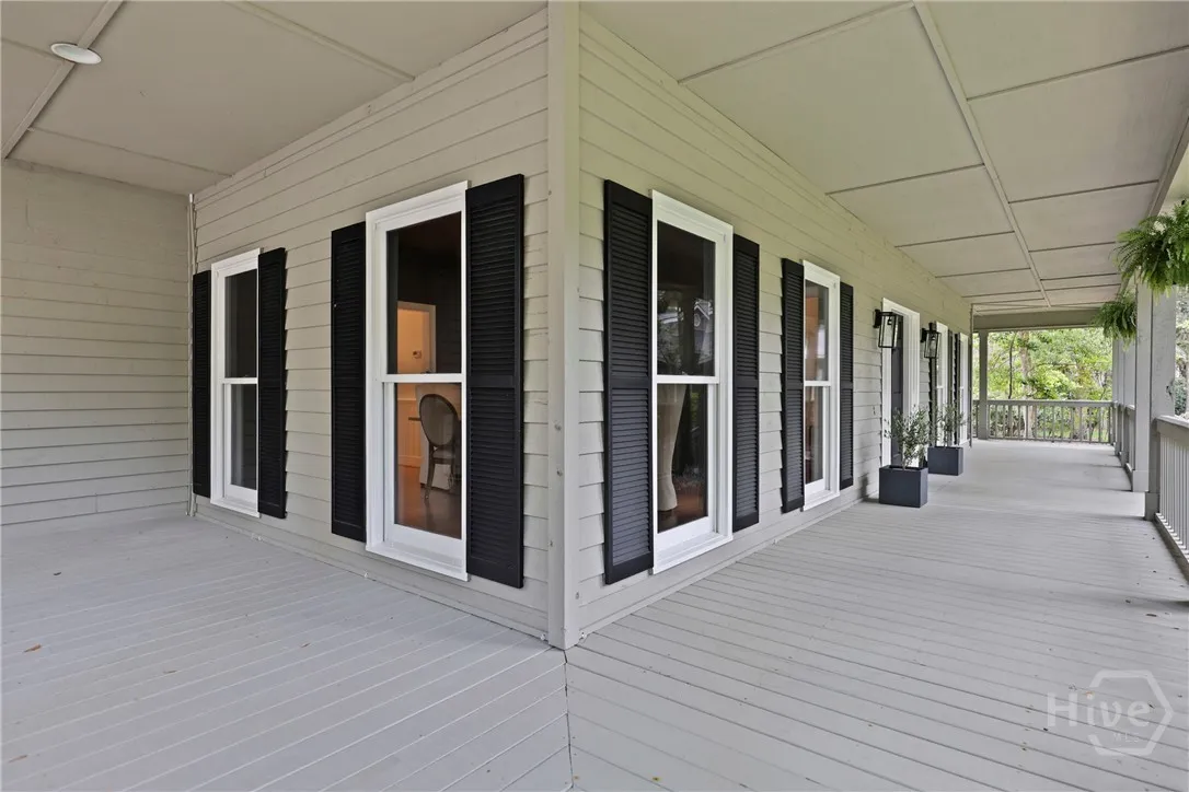 Savannah, Georgia 31411, United States, 4 Bedrooms Bedrooms, ,4 BathroomsBathrooms,Residential,Pending,140801