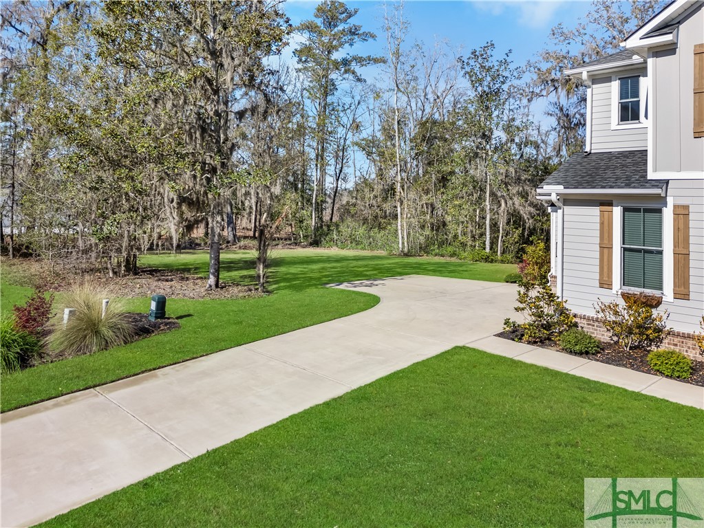 11 Lindenhill Court