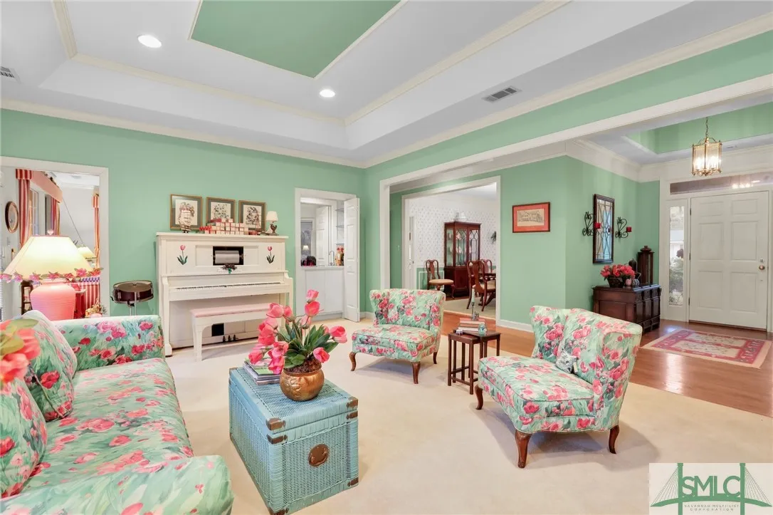 Savannah, Georgia 31411, United States, 3 Bedrooms Bedrooms, ,3 BathroomsBathrooms,Residential,Pending,14592