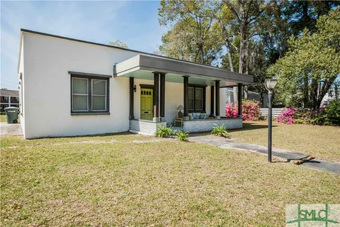 607 Virginia Avenue, Savannah, GA 31404 - #: 328452
