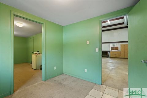 listing image 42
