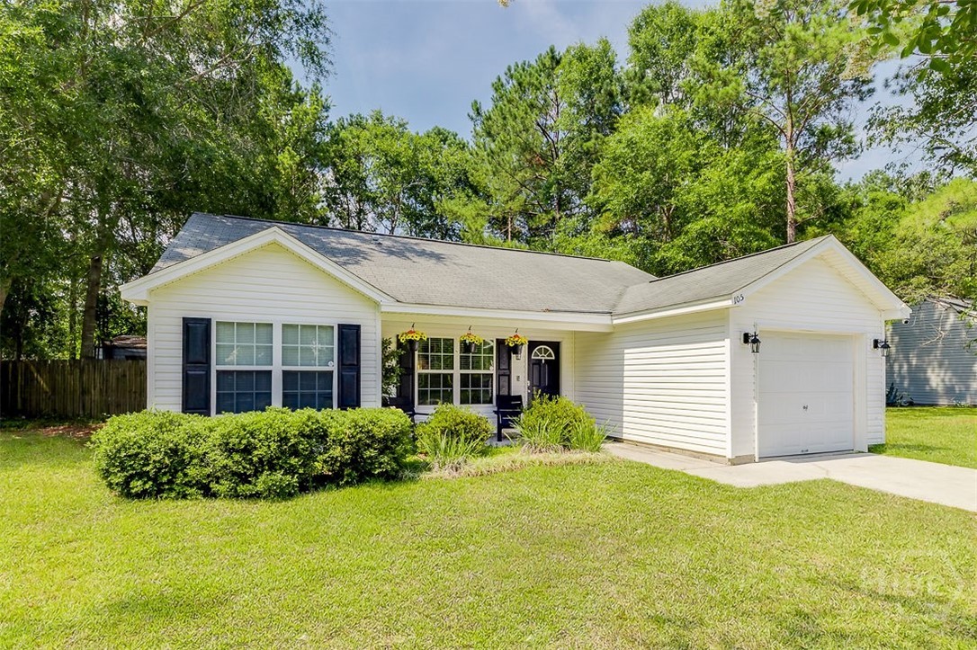 105 Knotty Pine Circle