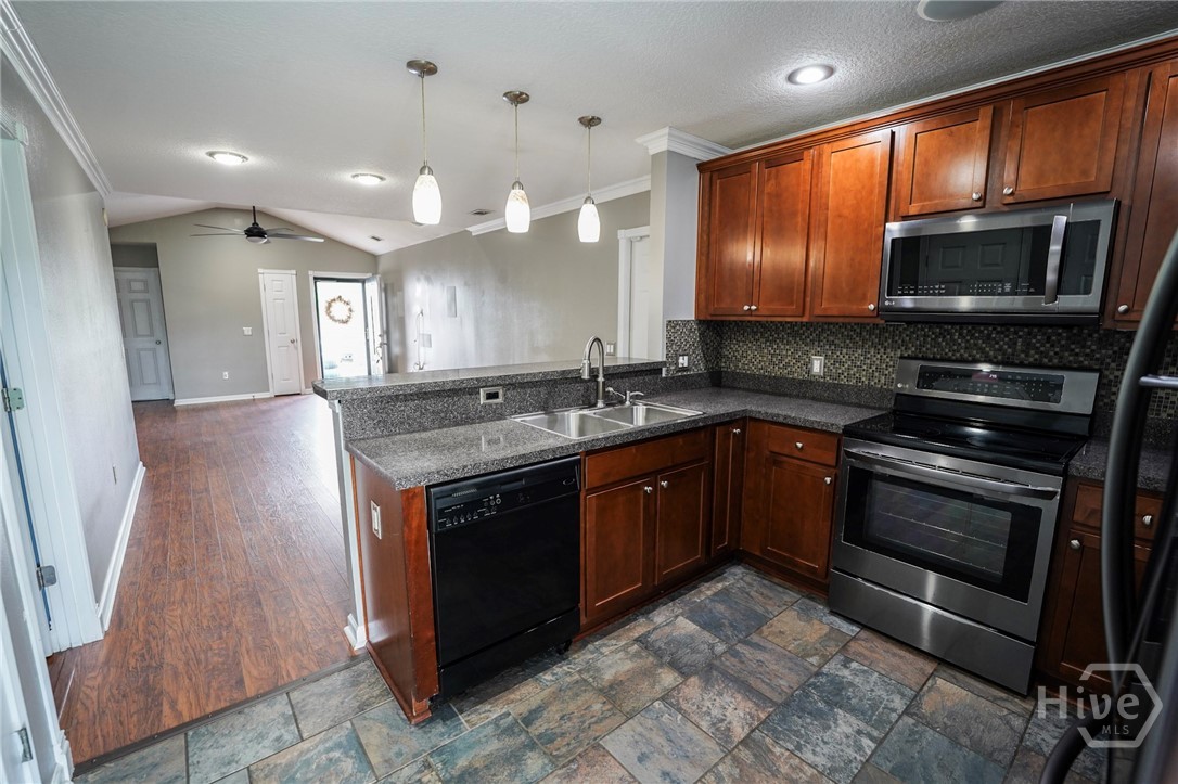 170 Willow Oak Drive